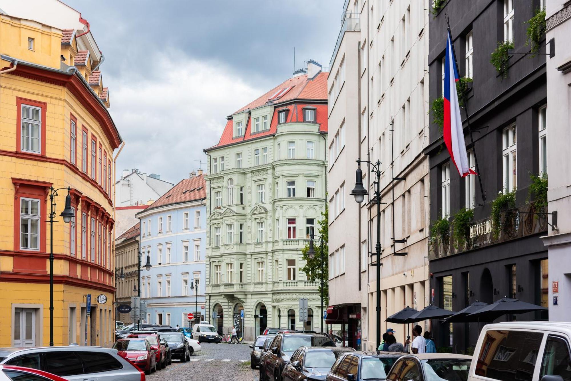 4 Elements Prague